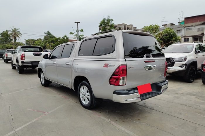 REVO 2WD 2019 2.4J AT DOUBLE CAB SILVER  6670 full
