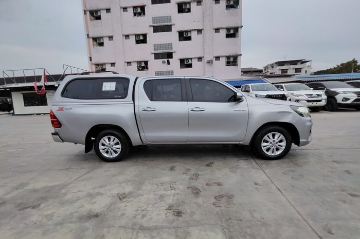 REVO 2WD 2019 2.4J AT DOUBLE CAB SILVER  6670 full
