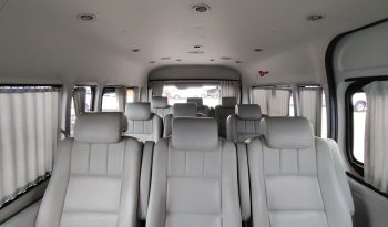 TOYOTA 2020 2WD 2.8 MT COMMUTER SILVER  9916 full