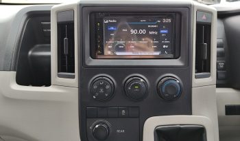 TOYOTA 2020 2WD 2.8 MT COMMUTER SILVER  9916 full