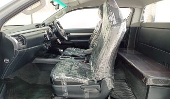 REVO PRE 2017 2.4E AT SMART CAB SLIVER  1512 full