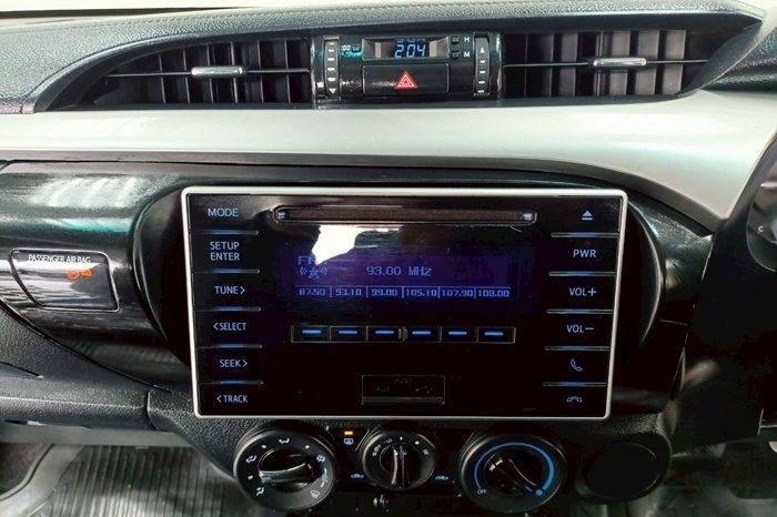 REVO PRE 2017 2.4E AT SMART CAB SLIVER  1512 full