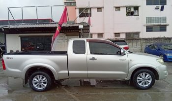 VIGO 2WD 2010 2.7G AT SMART CAB SILVER  1874 full