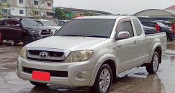 VIGO 2WD 2010 2.7G AT SMART CAB SILVER  1874