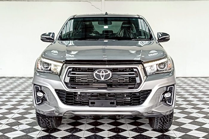 REVO 4WD 2020 2.8G MT DOUBLE CAB SILVER  2261 full