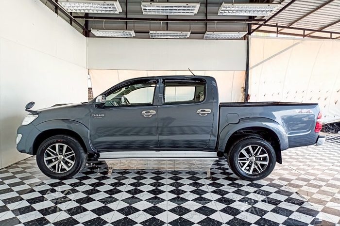 VIGO 4WD 2012 2.5E MT DOUBLE CAB DARK GREY  2971 full