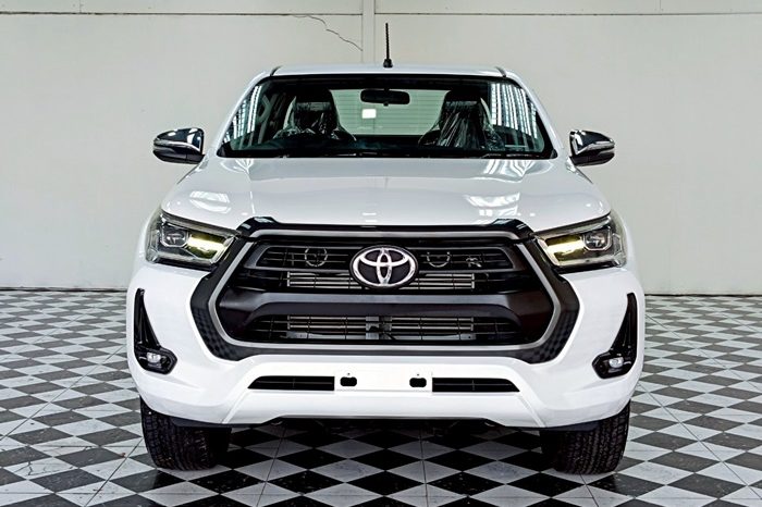REVO 4WD 2021 2.4E MT SMART CAB WHITE  3416 full