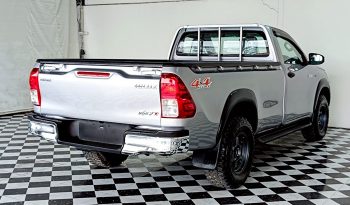 REVO 4WD 2018 2.8J MT STANDARD SILVER  3987 full