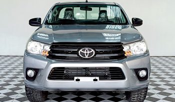 REVO 4WD 2018 2.8J MT STANDARD SILVER  3987 full