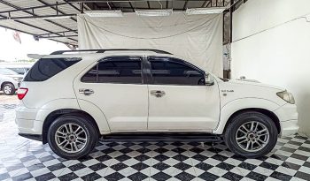 TOYOTA 4WD 2011 3.0V AT FORTUNER WHITE  5211 full