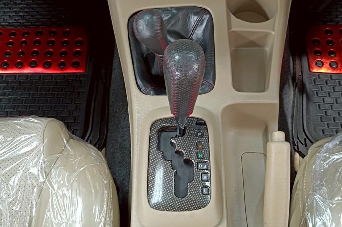 TOYOTA 4WD 2011 3.0V AT FORTUNER WHITE  5211 full
