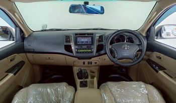 TOYOTA 4WD 2011 3.0V AT FORTUNER WHITE  5211 full