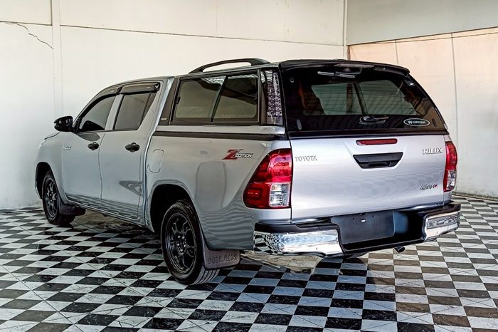 REVO 2WD 2022 2.4J AT DOUBLE CAB SILVER  6397 full