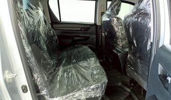 REVO 2WD 2022 2.4J AT DOUBLE CAB SILVER  6397 full