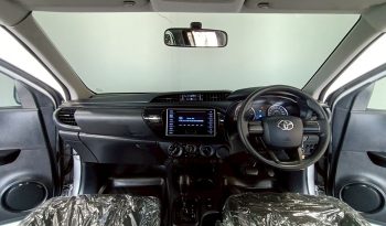 REVO 2WD 2022 2.4J AT DOUBLE CAB SILVER  6397 full