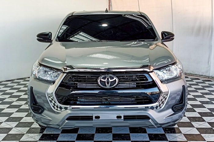 REVO 2WD 2022 2.4J AT DOUBLE CAB SILVER  6397 full