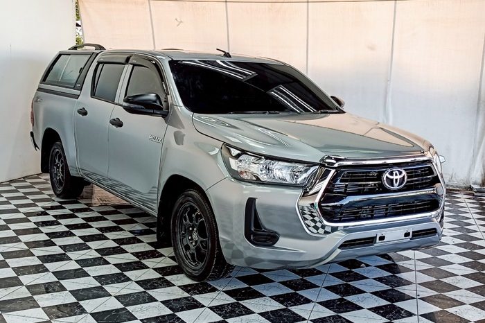 REVO 2WD 2022 2.4J AT DOUBLE CAB SILVER  6397 full