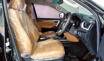 TOYOTA 4WD 2016 2.8V AT FORTUNER BLACK  6426 full