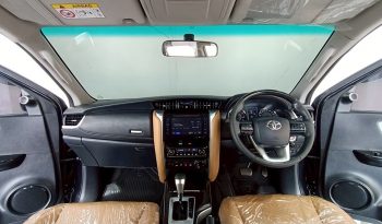 TOYOTA 4WD 2016 2.8V AT FORTUNER BLACK  6426 full