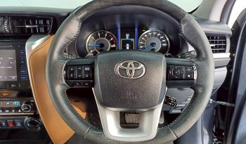 TOYOTA 4WD 2016 2.8V AT FORTUNER BLACK  6426 full