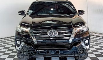 TOYOTA 4WD 2016 2.8V AT FORTUNER BLACK  6426 full