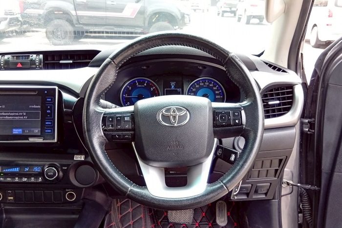 REVO 2WD 2018 2.4G AT SMART CAB DARK GREY  8511 full