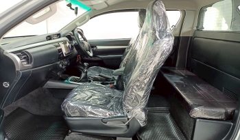 REVO 4WD 2020 2.4E MT SMART CAB SILVER  8639 full