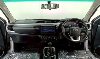 REVO 4WD 2020 2.4E MT SMART CAB SILVER  8639 full