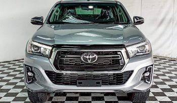 REVO 4WD 2020 2.4E MT SMART CAB SILVER  8639 full