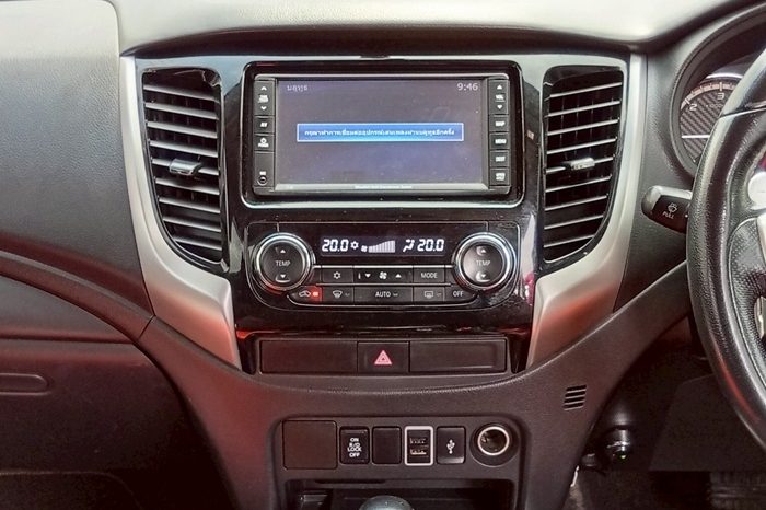 MITSUBISHI 4WD 2018 2.4 AT DOUBLE CAB BLACK  8988 full