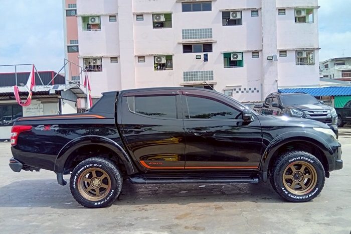 MITSUBISHI 4WD 2018 2.4 AT DOUBLE CAB BLACK  8988 full