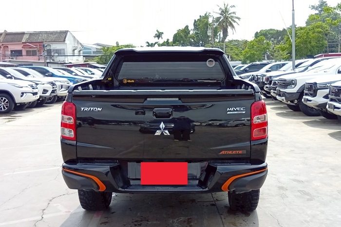 MITSUBISHI 4WD 2018 2.4 AT DOUBLE CAB BLACK  8988 full