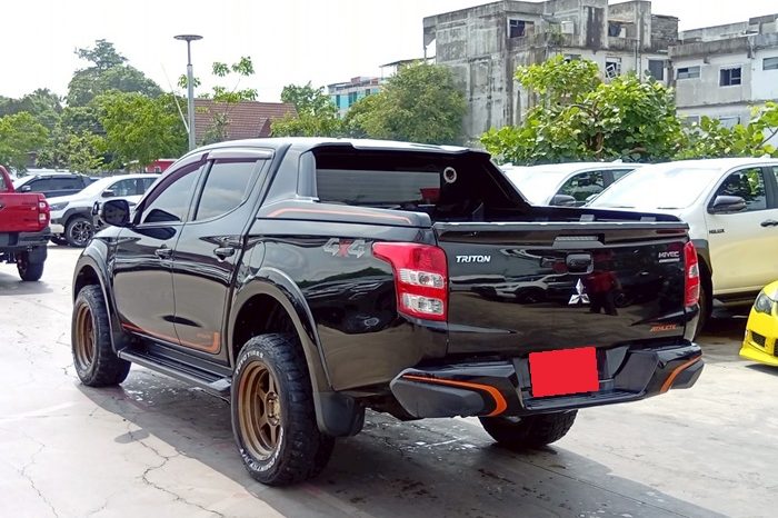 MITSUBISHI 4WD 2018 2.4 AT DOUBLE CAB BLACK  8988 full