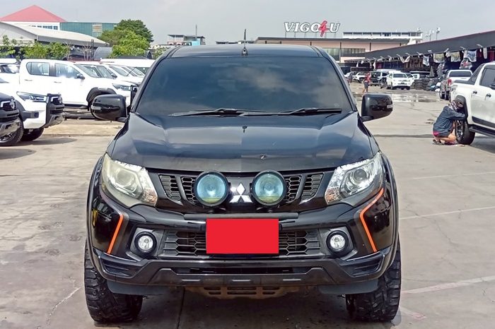 MITSUBISHI 4WD 2018 2.4 AT DOUBLE CAB BLACK  8988 full