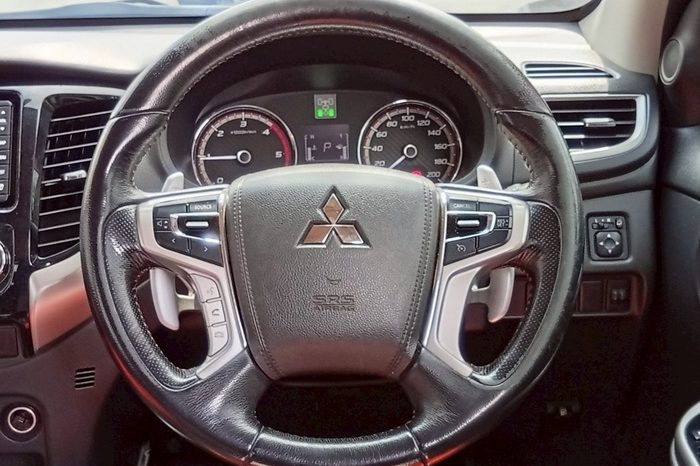 MITSUBISHI 4WD 2018 2.4 AT DOUBLE CAB BLACK  8988 full