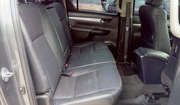REVO 2WD 2022 2.4E AT DOUBLE CAB DARK GREY  936 full