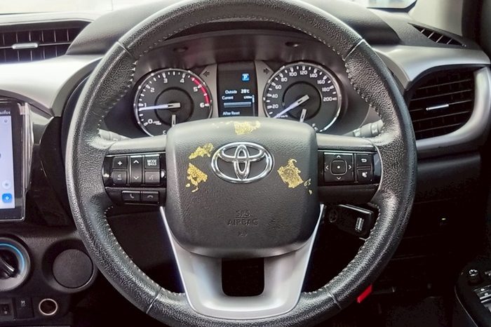 REVO 2WD 2022 2.4E AT DOUBLE CAB DARK GREY  936 full