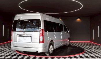 TOYOTA 2020 2WD 2.8 MT COMMUTER SILVER  9916 full
