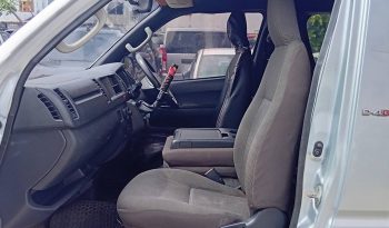 TOYOTA 2WD 2016 3.0 MT COMMUTER SILVER  1391 full