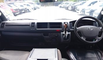 TOYOTA 2WD 2016 3.0 MT COMMUTER SILVER  1391 full