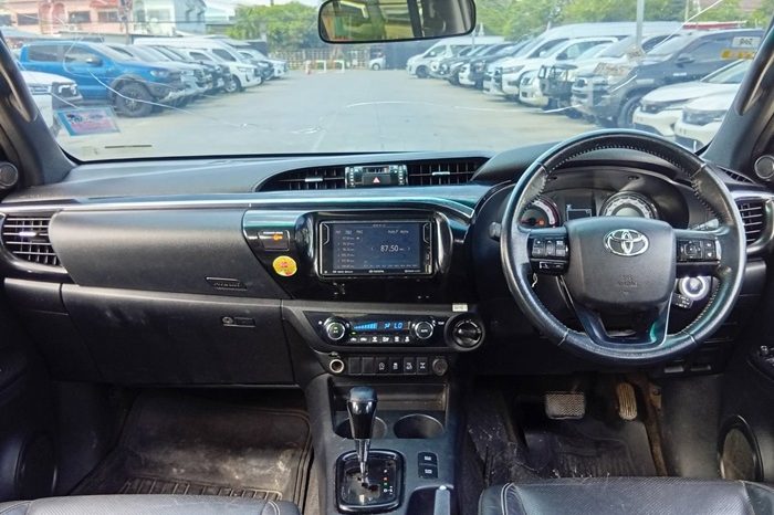 REVO 4WD 2020 2.8G AT DOUBLE CAB BLACK  3620 full