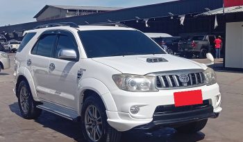 TOYOTA 4WD 2010 3.0V AT FORTUNER WHITE  9296 full
