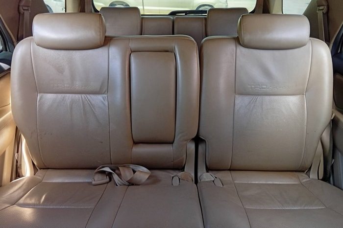 TOYOTA 4WD 2010 3.0V AT FORTUNER WHITE  9296 full