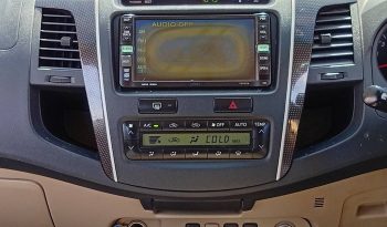 TOYOTA 4WD 2010 3.0V AT FORTUNER WHITE  9296 full