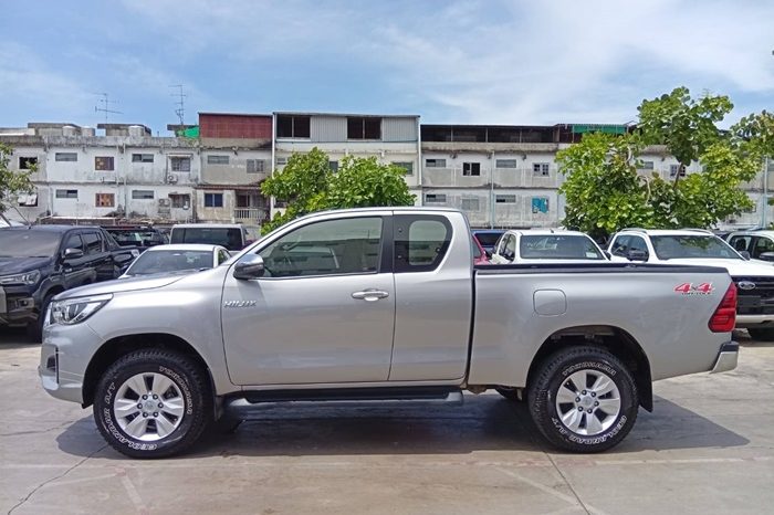 REVO 4WD 2020 2.4E MT SMART CAB SILVER  3422 full