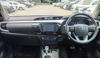 REVO 4WD 2020 2.8G AT DOUBLE CAB WHITE  8581 full