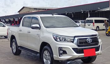 REVO 4WD 2018 2.8G AT DOUBLE CAB WHITE  8311 full