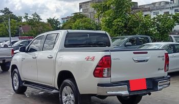 REVO 4WD 2018 2.8G AT DOUBLE CAB WHITE  8311 full
