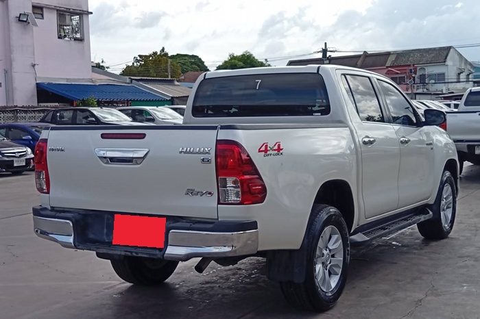 REVO 4WD 2018 2.8G AT DOUBLE CAB WHITE  8311 full