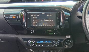 REVO 4WD 2018 2.8G AT DOUBLE CAB WHITE  8311 full